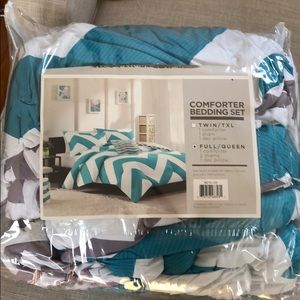 Full/Queen comforter set